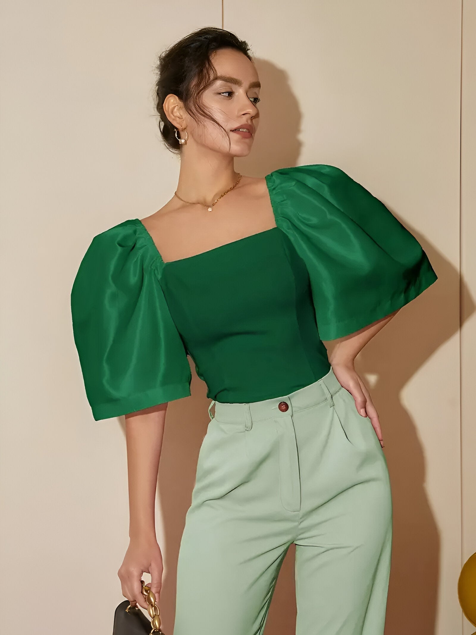 Variant image for Dame Bluse Firkantet Utringning Smal Polyester-57