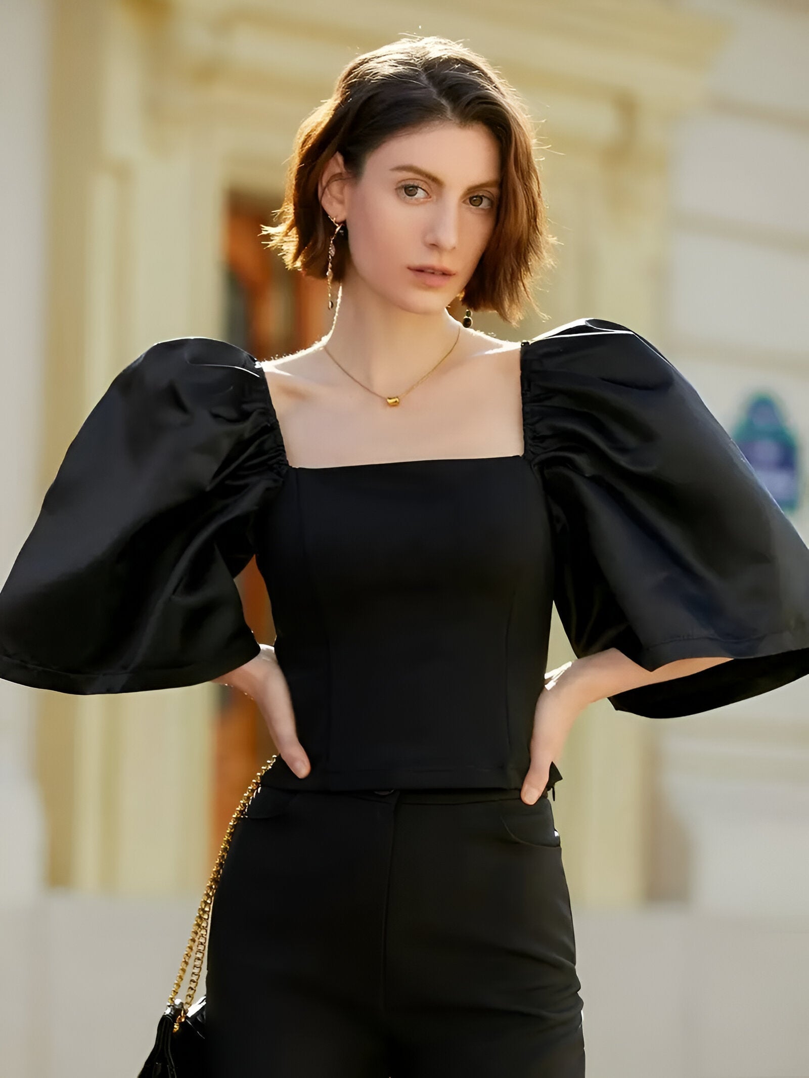 Variant image for Dame Bluse Firkantet Utringning Smal Polyester-17