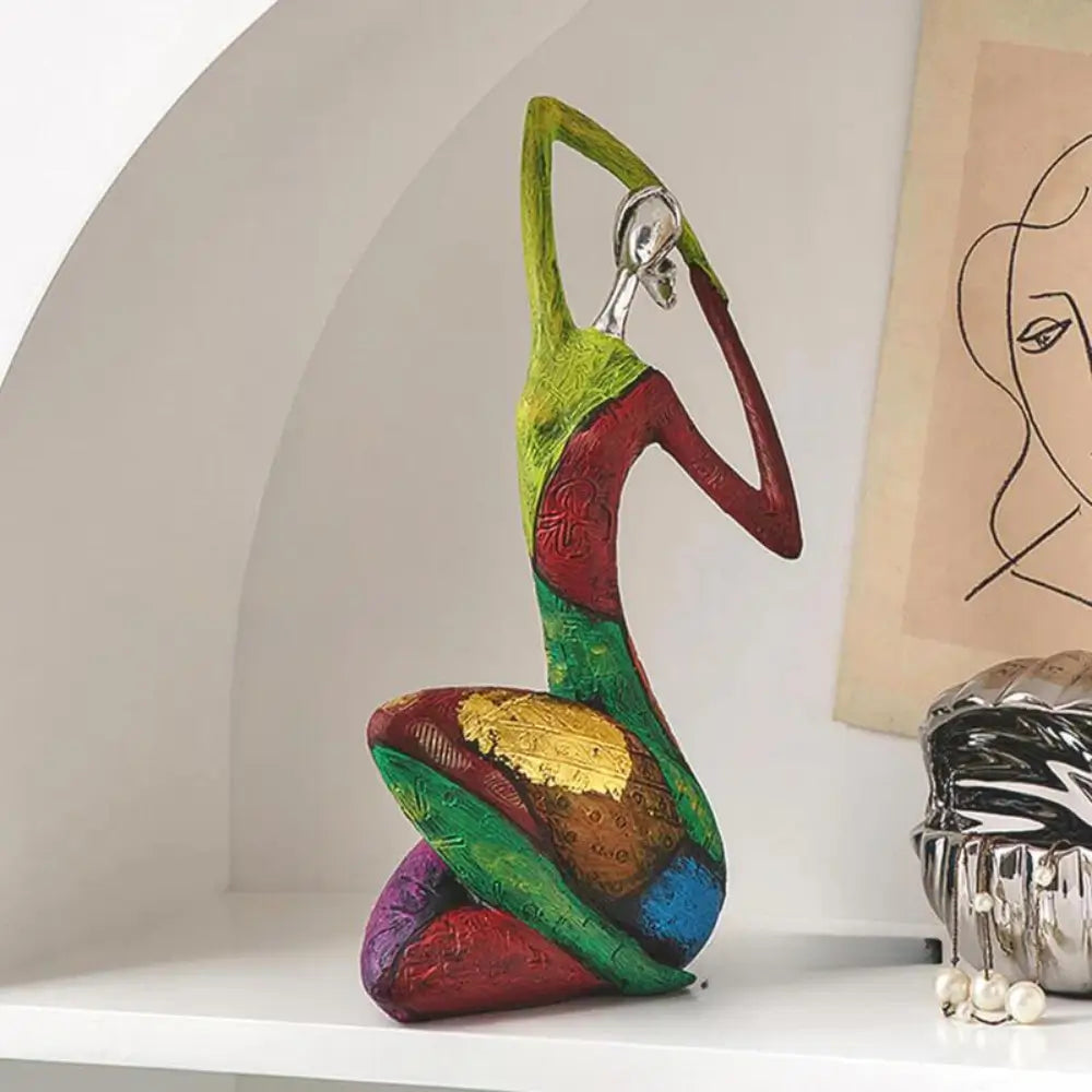 Abstrakt Skulptur med Metalliske Detaljer 9