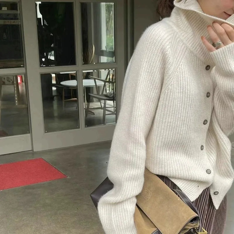 Cardigan Dame Strikket med Høy Hals - Løs Passform for Komfortabel Lag-på-lag Styling 3