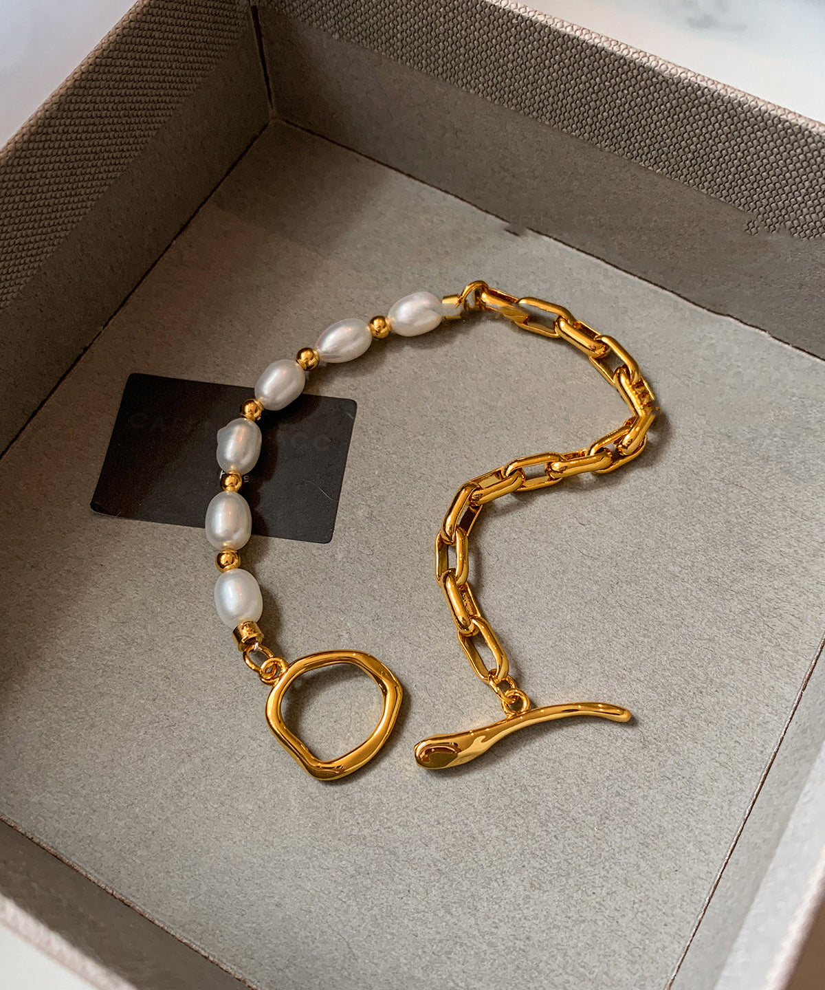 Dame Armbånd med Perle og Hulldesign 4