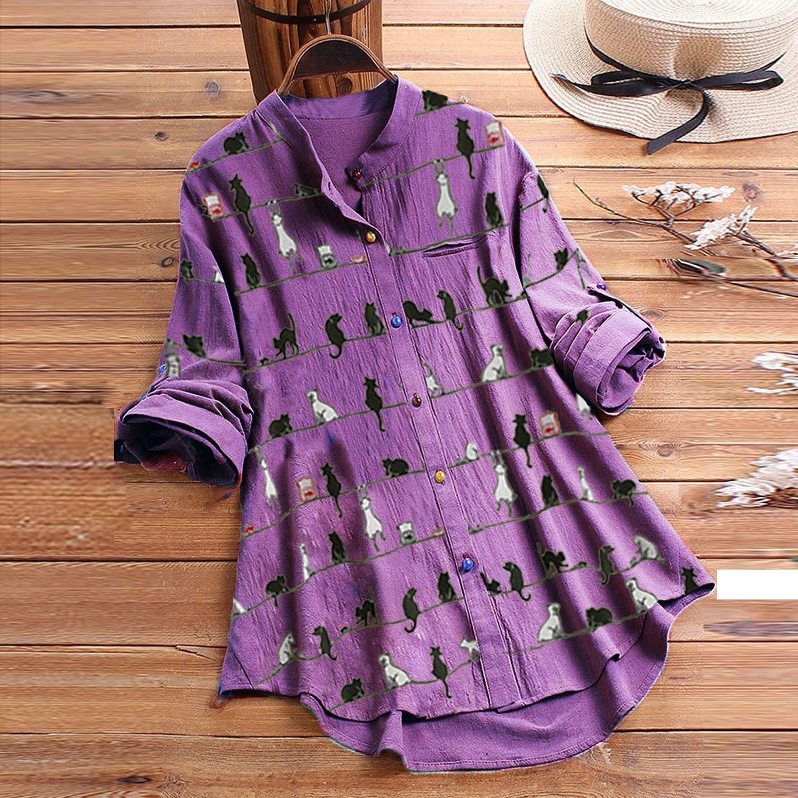 Damebluse med Kattemotiv og Knappestolpe 3