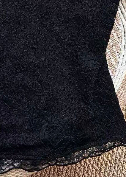 Damebluse med V-hals og Sløyfedetalj 3