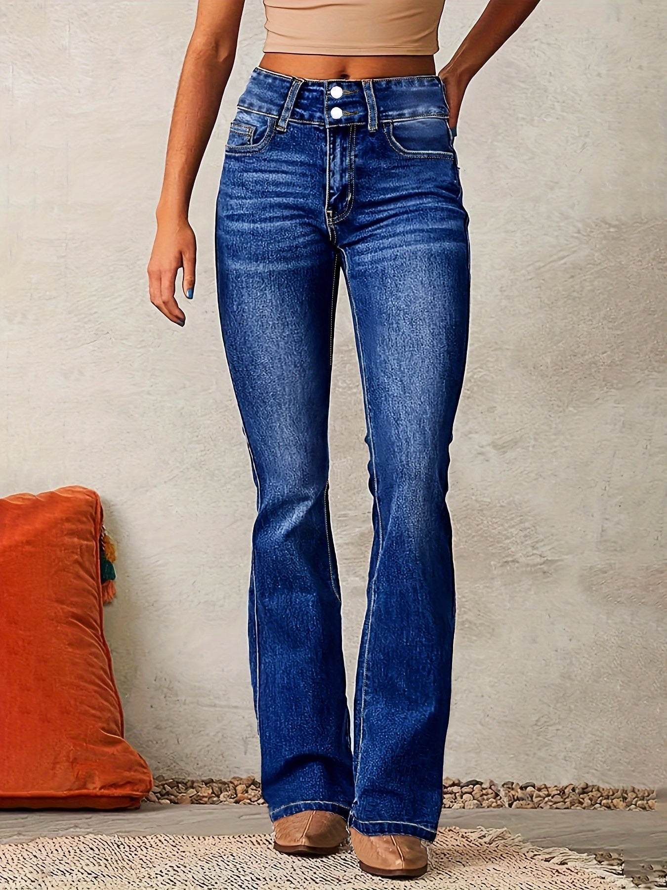 Kvinnelige Utsvingte Jeans med Høy Midje 3
