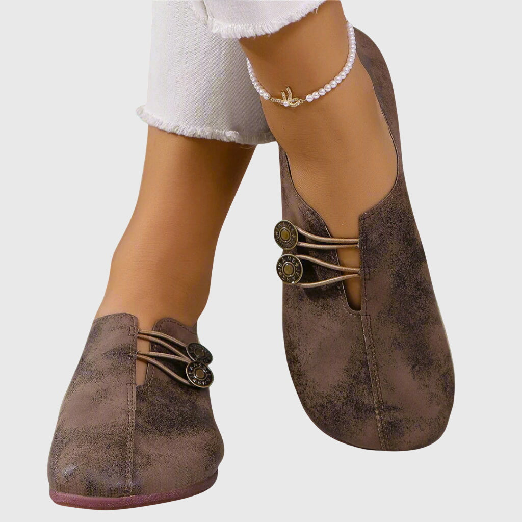 Kvinners Slip-On Leiligheter med Knappdetalj 1