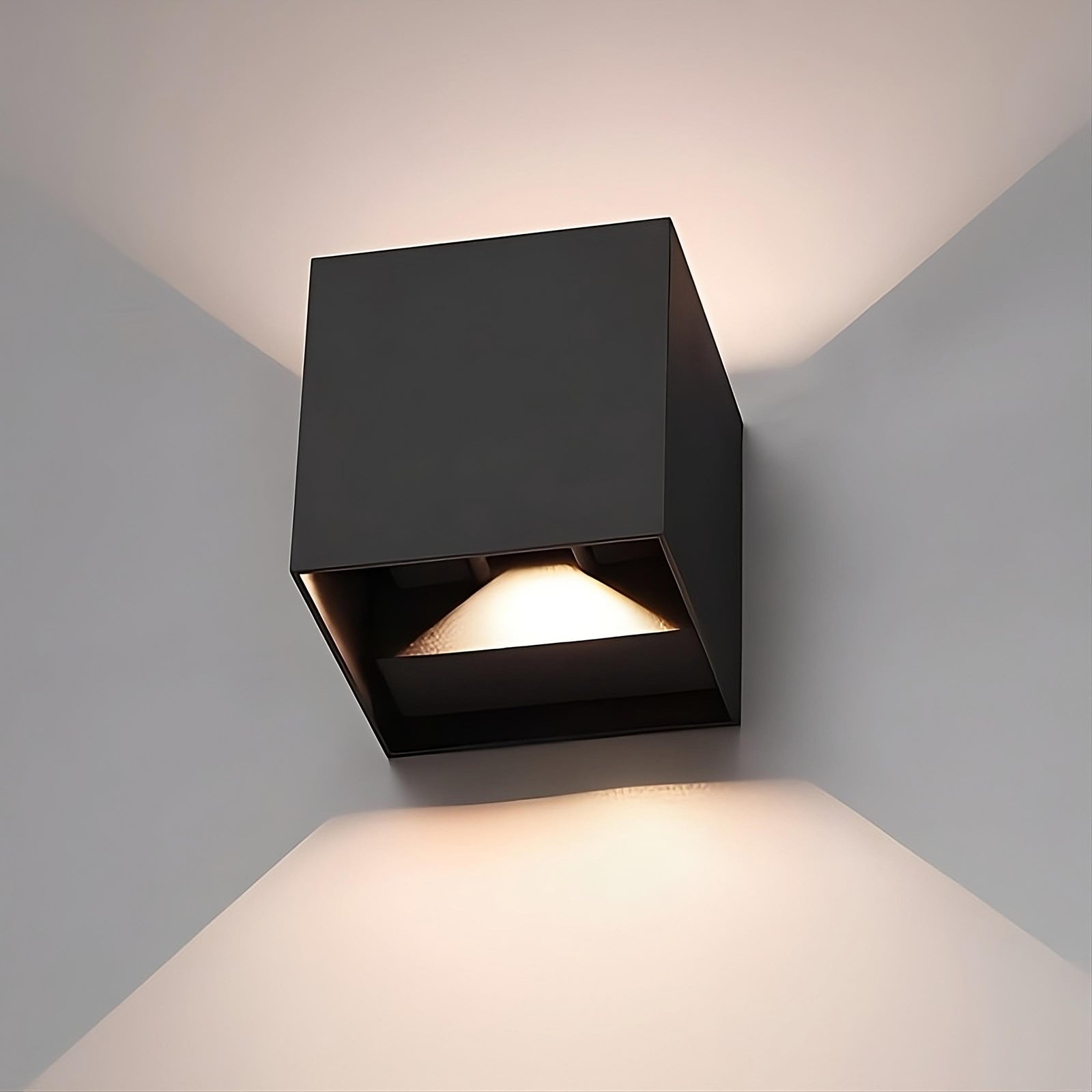 Moderne Vegglampe med Bevegelsessensor 7
