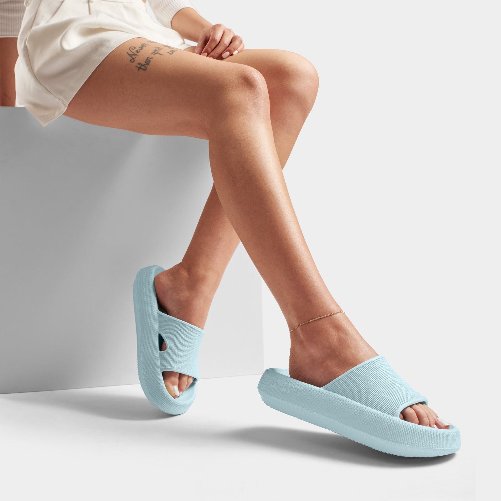 Unisex Tøfler Komfortabel Design for Innendørs og Utendørs Bruk 3