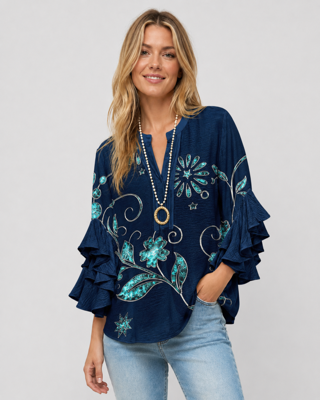 Damebluse med Blomstertrykk og Ruffede Ermer