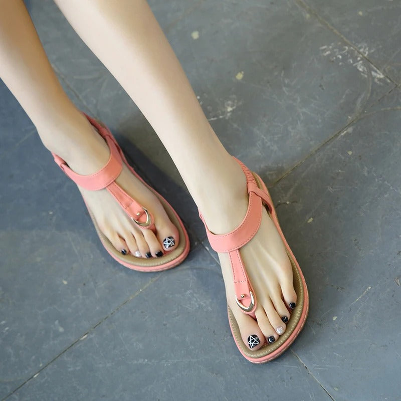 Flate sandaler med elastisk ankelrem for kvinner