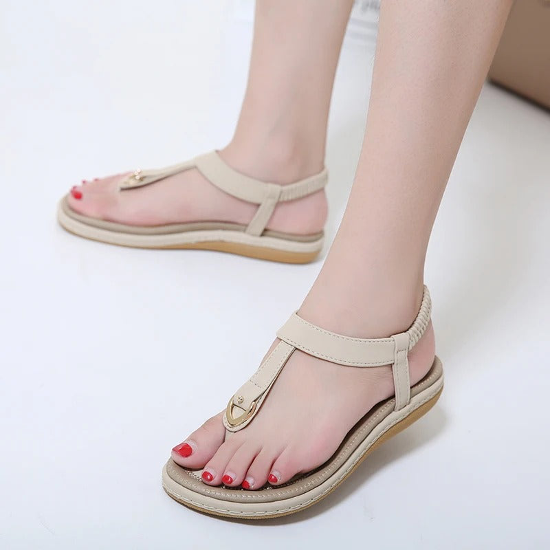 Flate sandaler med elastisk ankelrem for kvinner