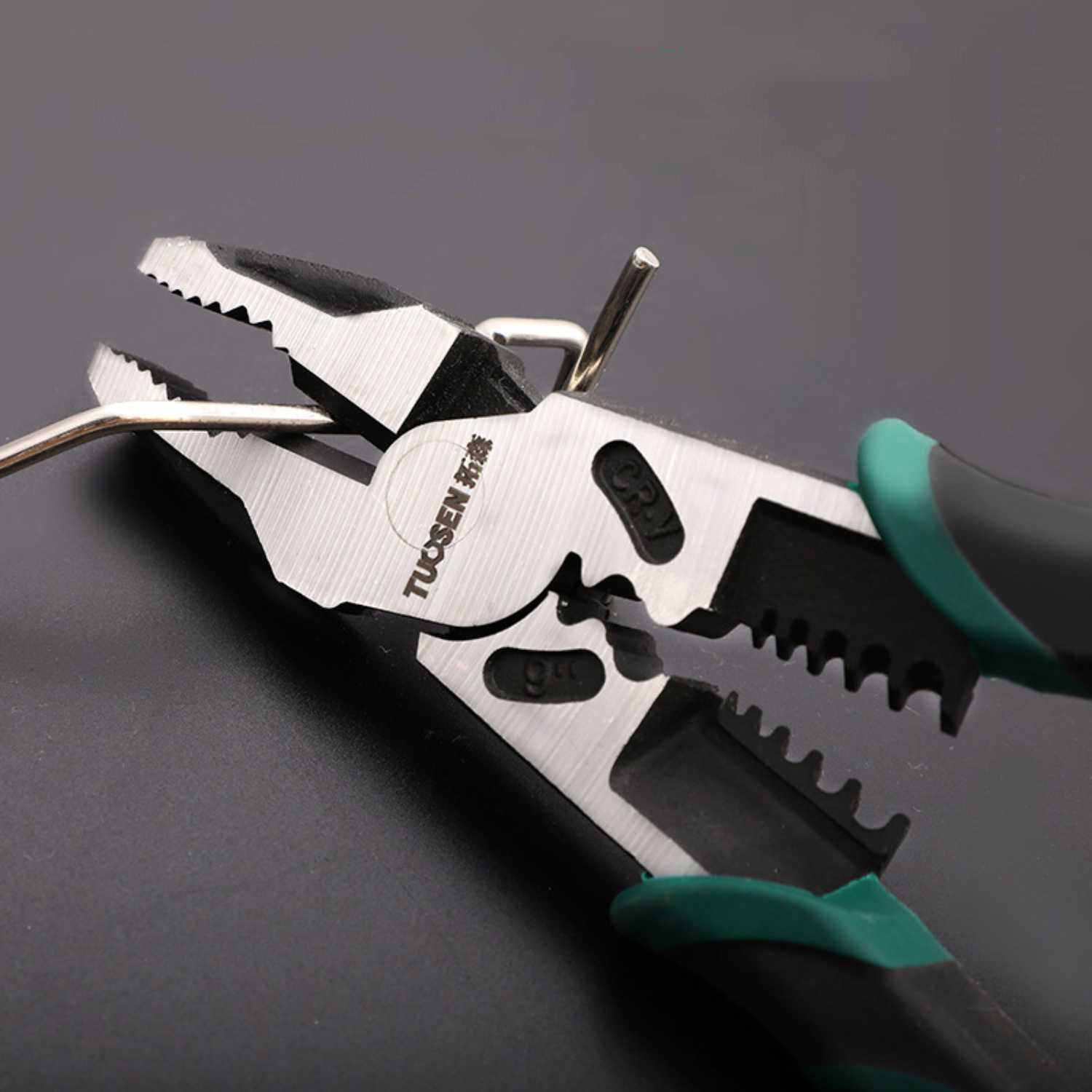 Multifunksjonell trådkuttertang