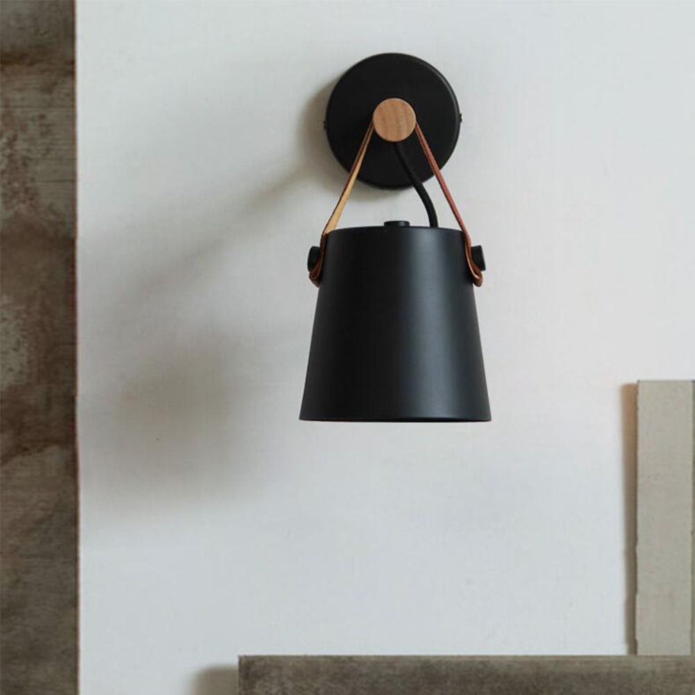 Nordic Wooden Vegglampe