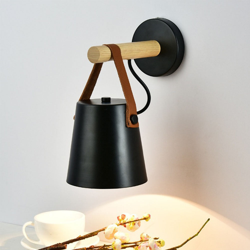 Nordic Wooden Vegglampe