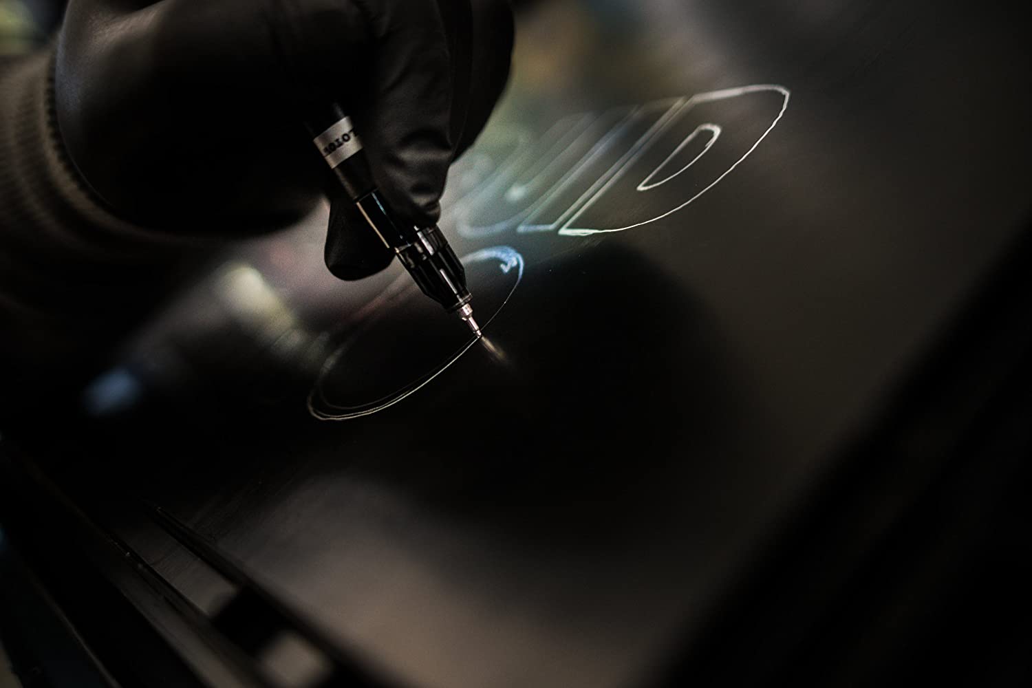 Liquid Mirror Chrome Marker