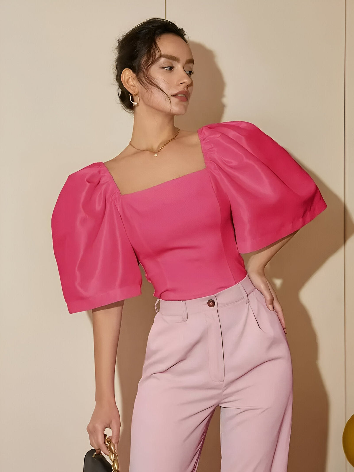Variant image for Dame Bluse Firkantet Utringning Smal Polyester-33