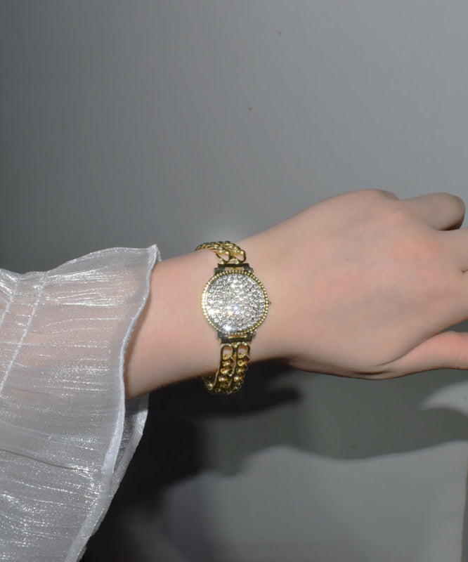 Dame Armbånd Med Hulldesign og Zircon Detaljer 1