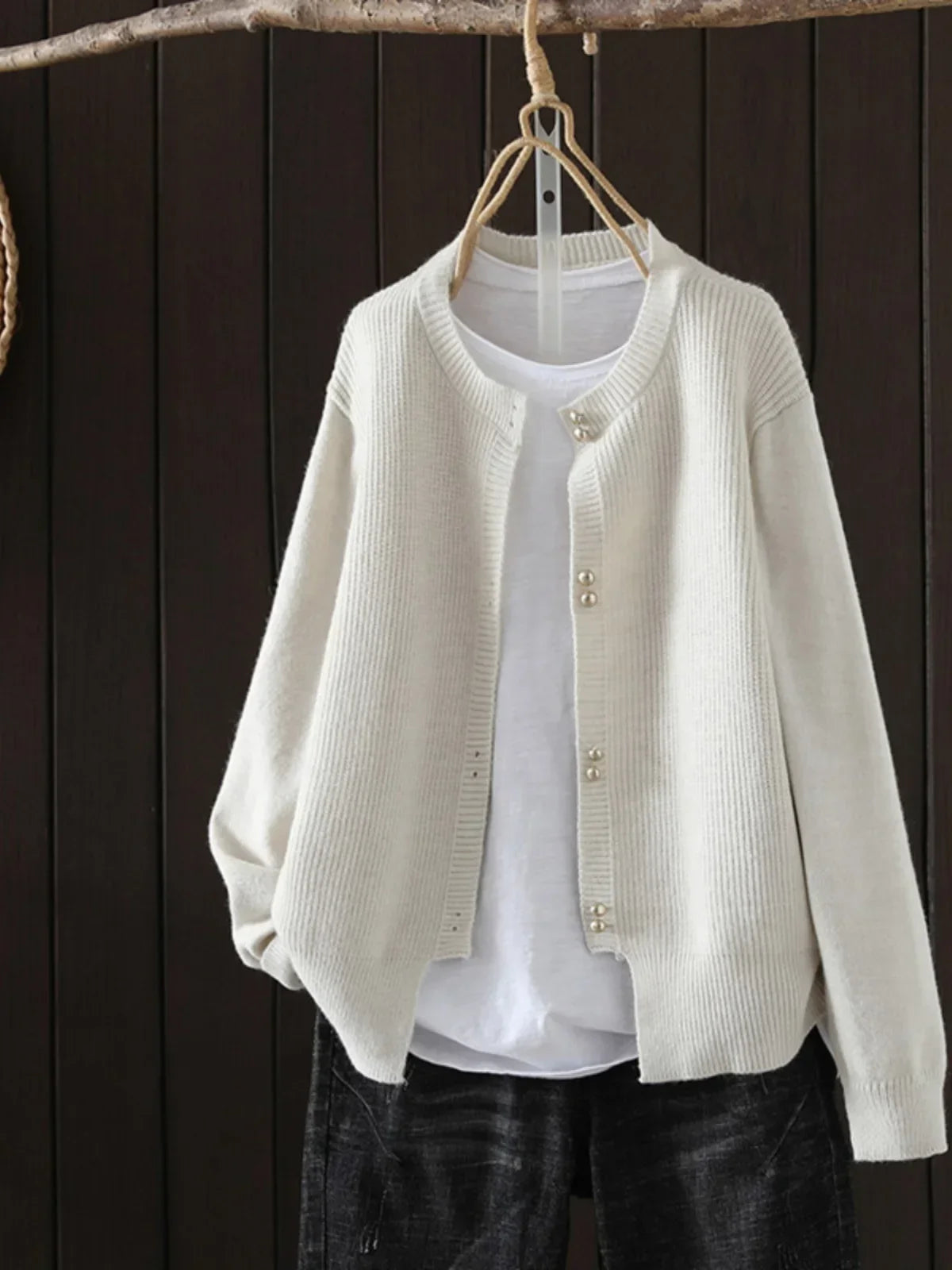 Dame Cardigan med Perleknapper 4