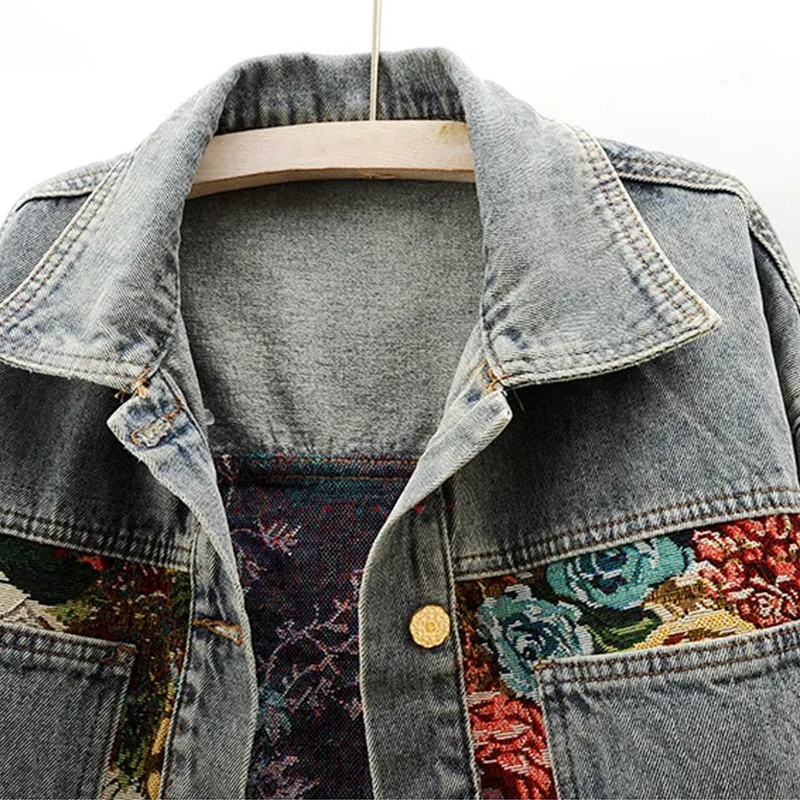 Dame Dongerijakke med Blomsterdesign 6