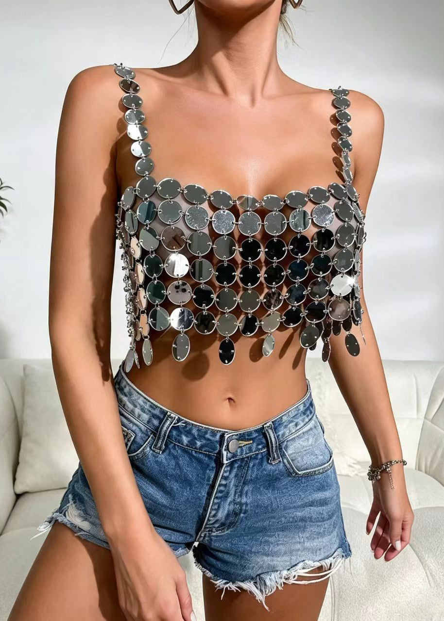 Dame Ermeløs Tank Top Med Paljettdetaljer Og Cut Out Design 1