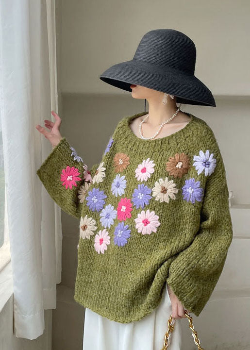 Dame Gensere med Broderte Blomster 1