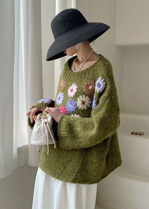 Dame Gensere med Broderte Blomster 4