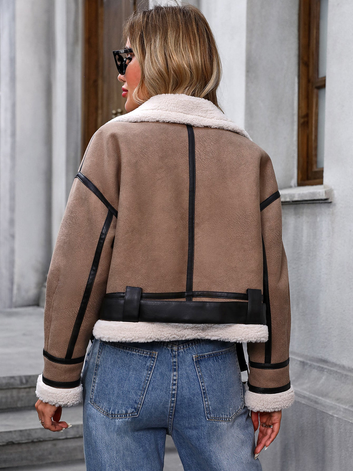 Dame Kåpe Cropped med Vintage Detaljer for Vintermote 4