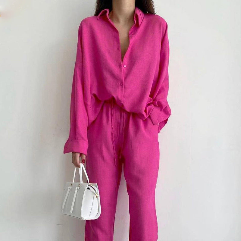 Dame Linsett med Bluse og Vide Bukser 1