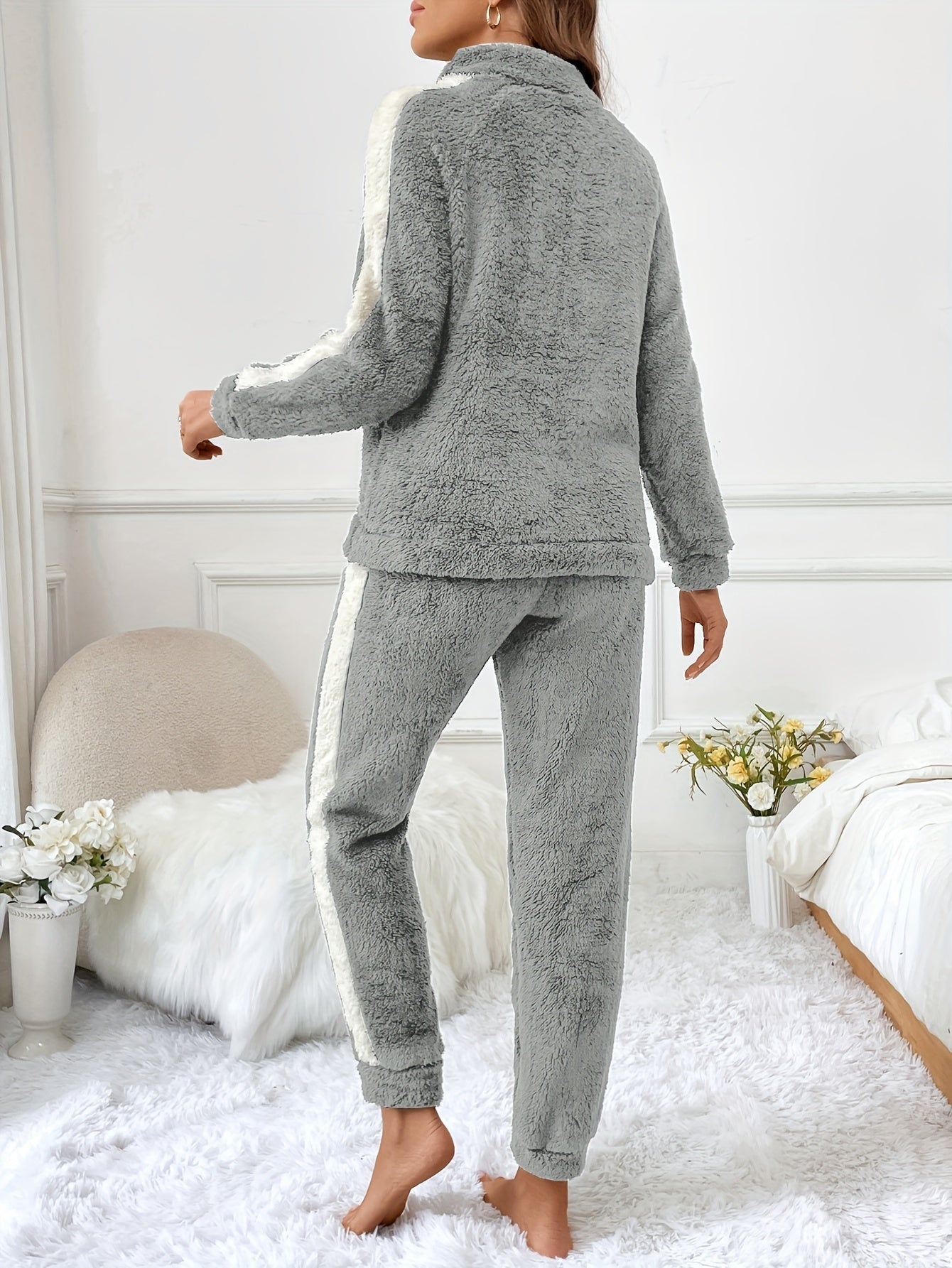 Dame Lounge Pyjamassett med Trendy Design 4