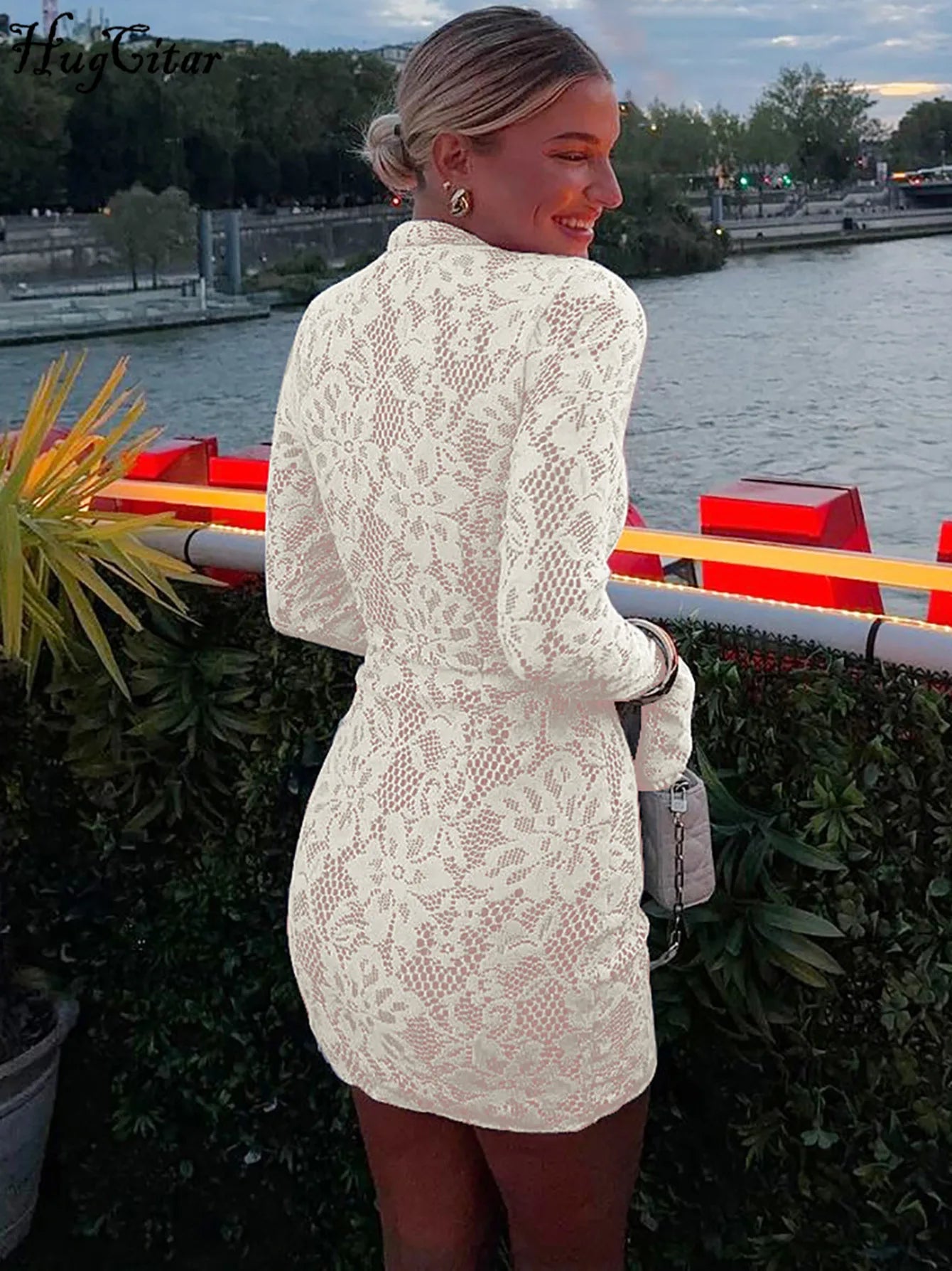 Dame Minikjole med Turtleneck og Lange Ermer 1