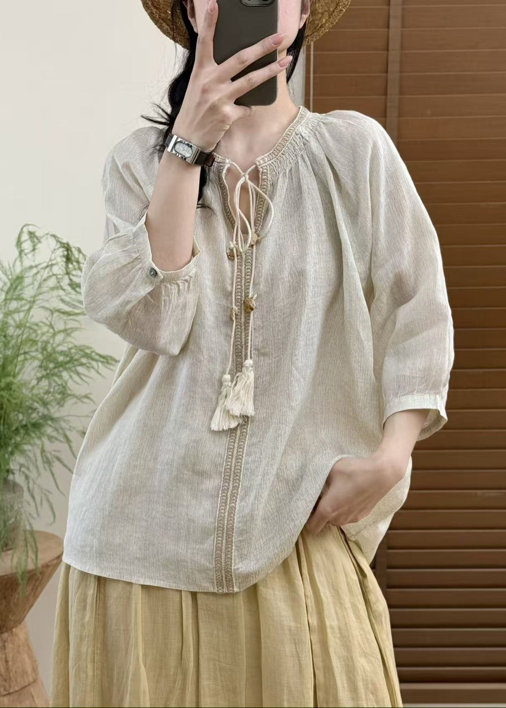 Dame Oversized Bluse med Blonde Detaljer 3