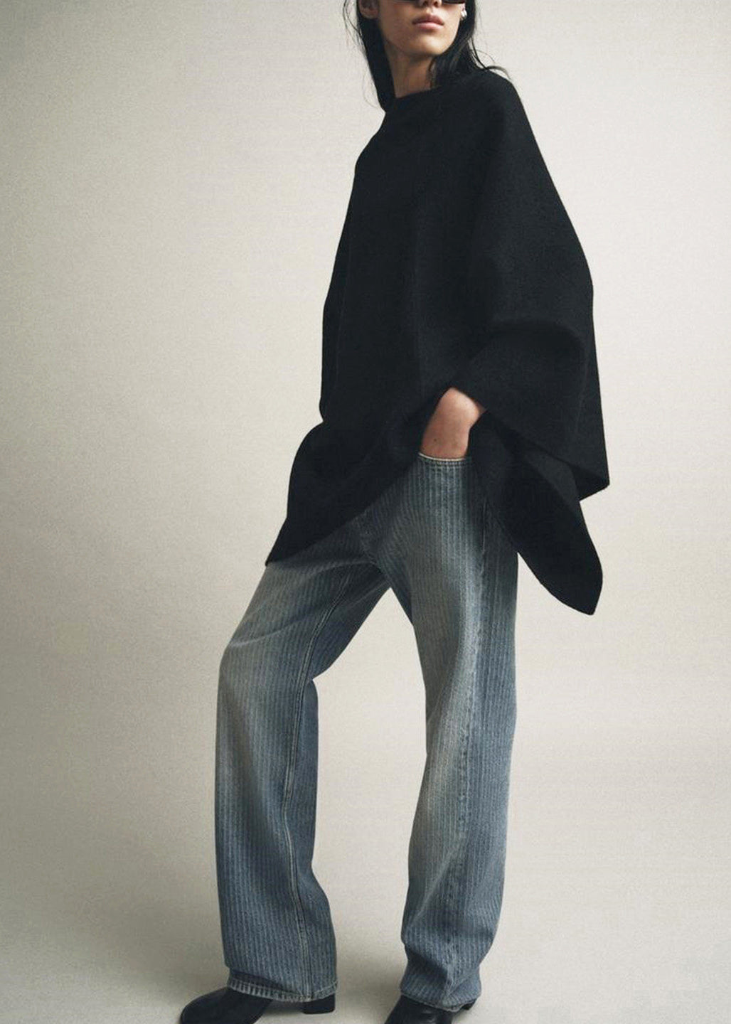Dame Oversized Strikket Topp med Kappeermer 3