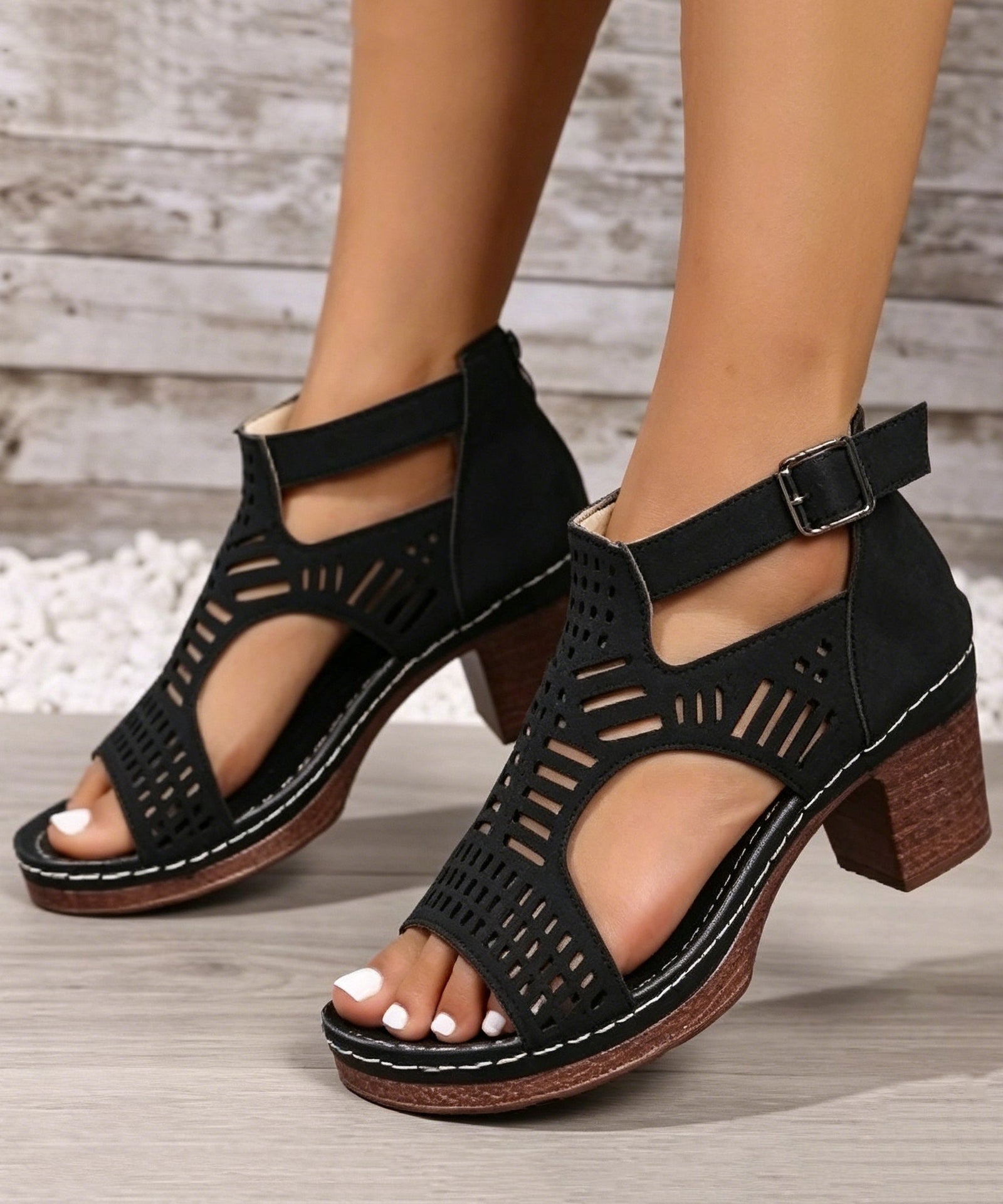 Dame Sandaler Chunky med Hule Detaljer 1