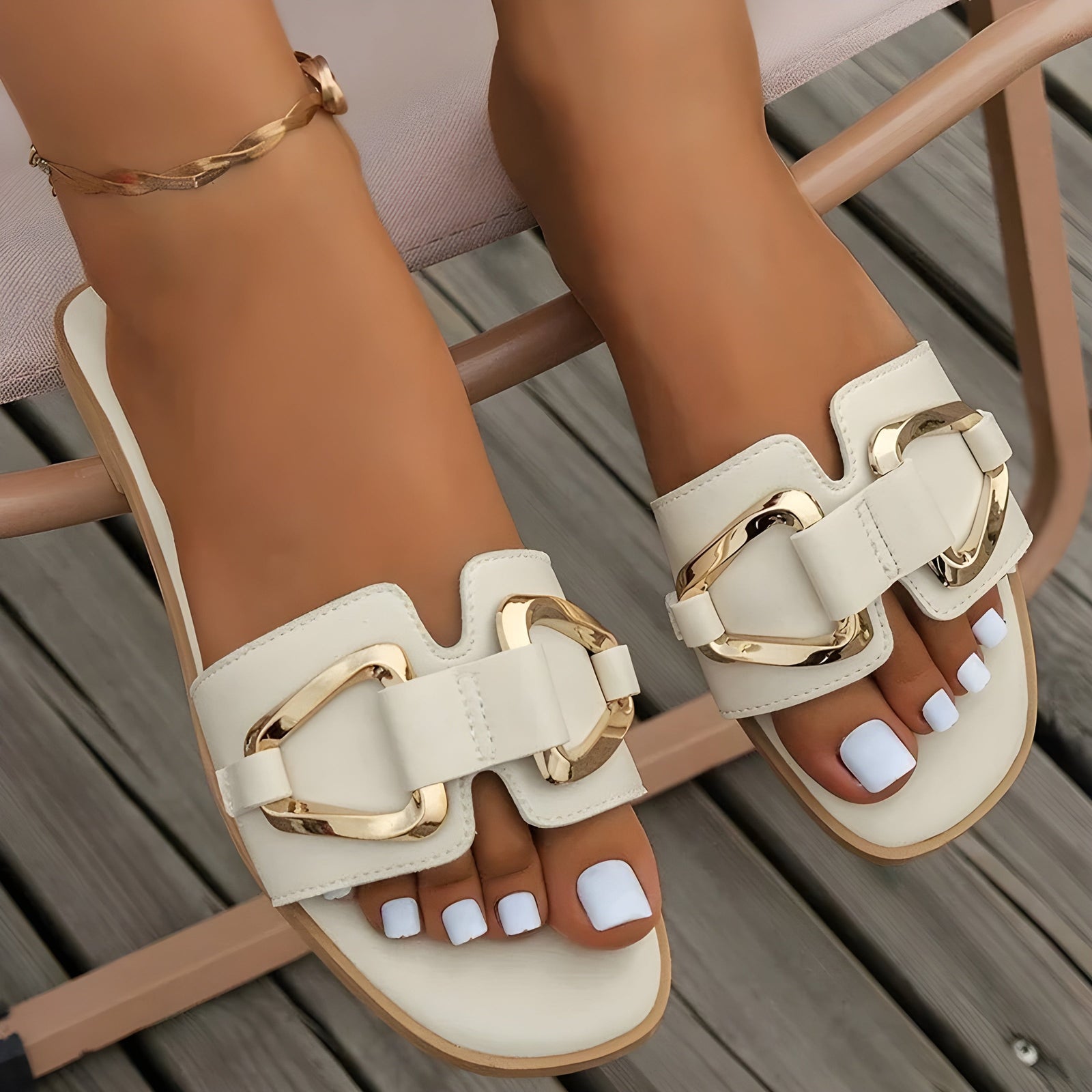 Dame Sandaler Med Gullspenne Uformell Stil 0