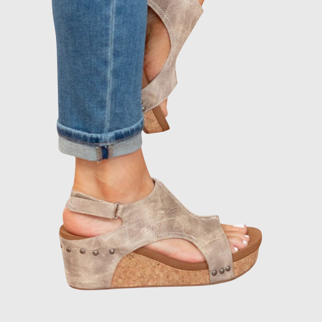 Dame Sandaler med Justerbar Spennelukking Kilehælsdesign 3