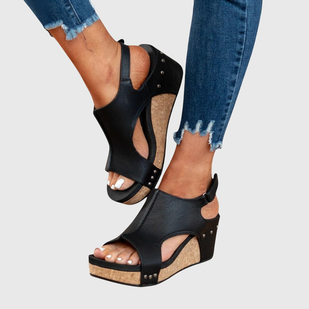 Dame Sandaler med Justerbar Spennelukking Kilehælsdesign 6