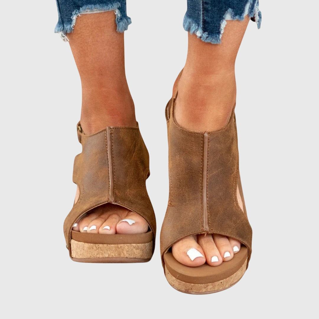 Dame Sandaler med Justerbar Spennelukking Kilehælsdesign 8