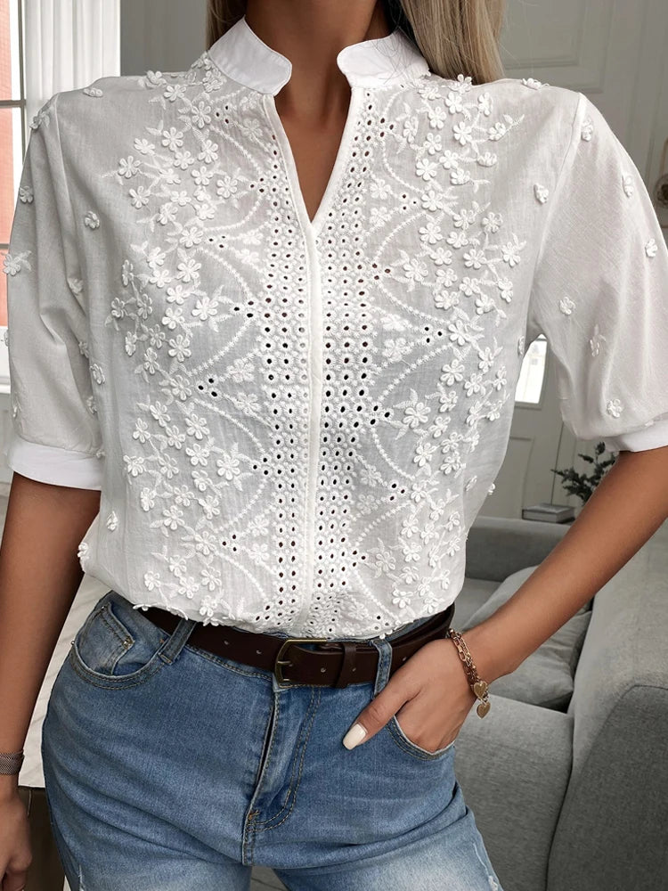 Dame V-hals Blomsterbroderi Bluse 1