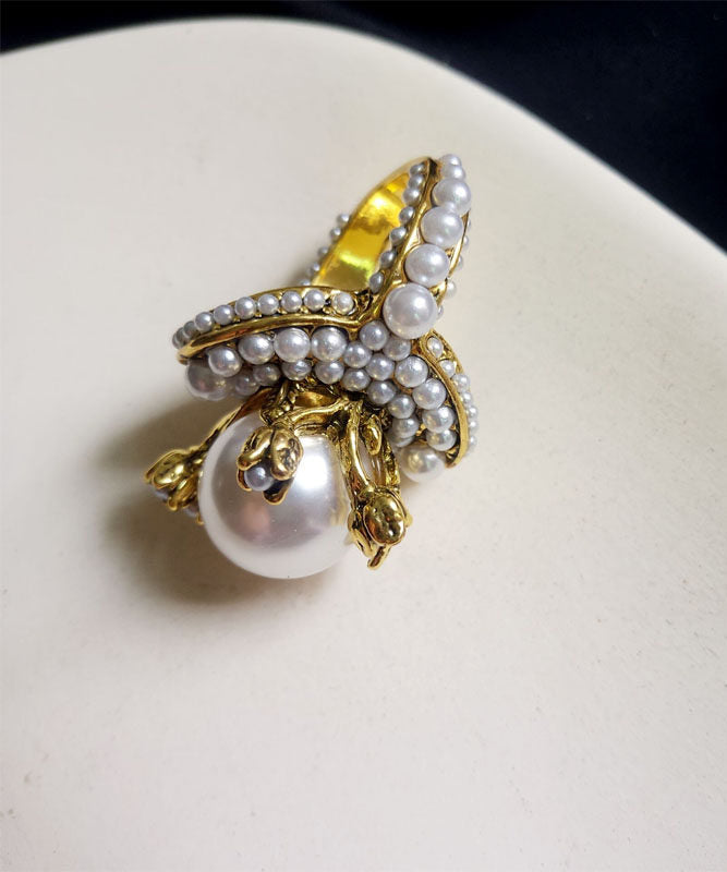 Dame ring med perle og blomsterdesign 1