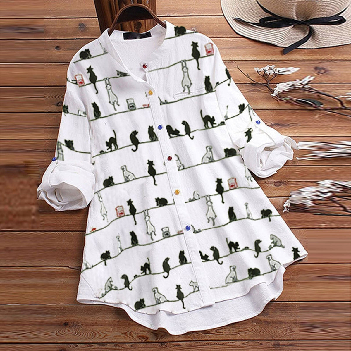 Damebluse med Kattemotiv og Knappestolpe 2