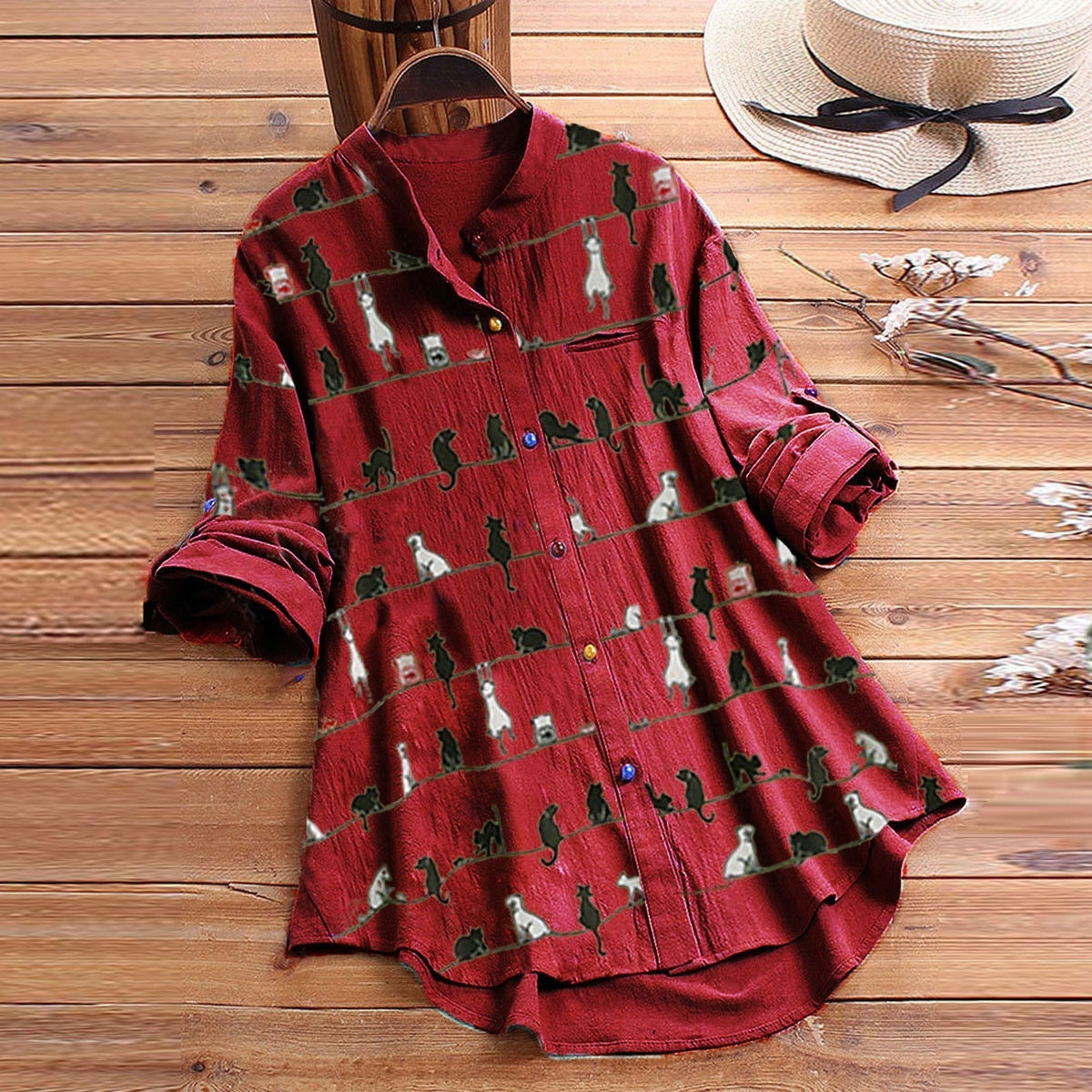 Damebluse med Kattemotiv og Knappestolpe 5