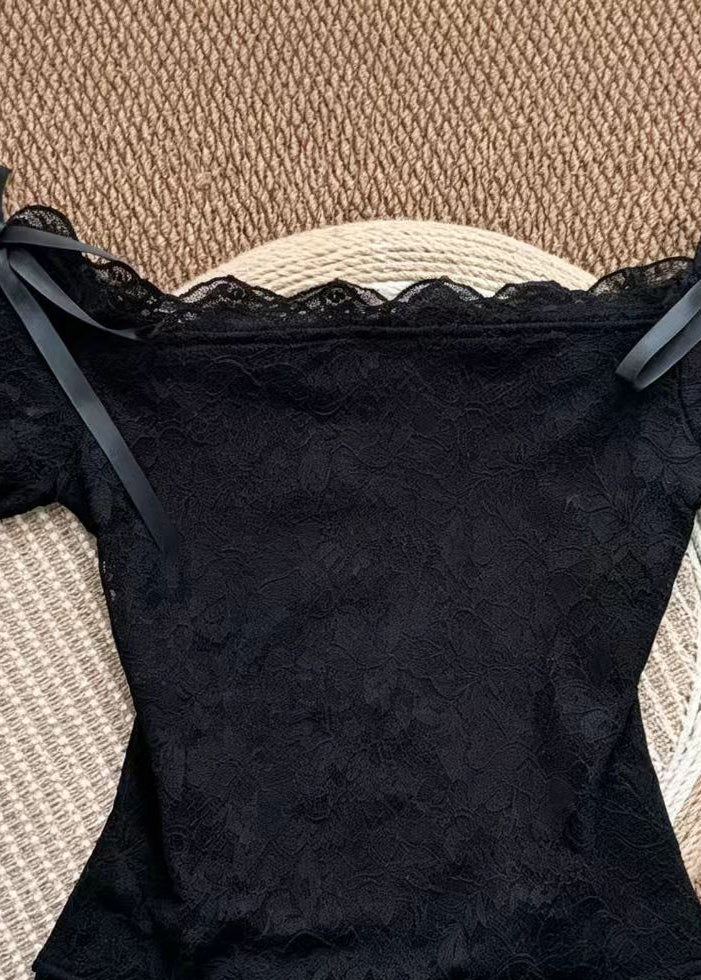 Damebluse med V-hals og Sløyfedetalj 1