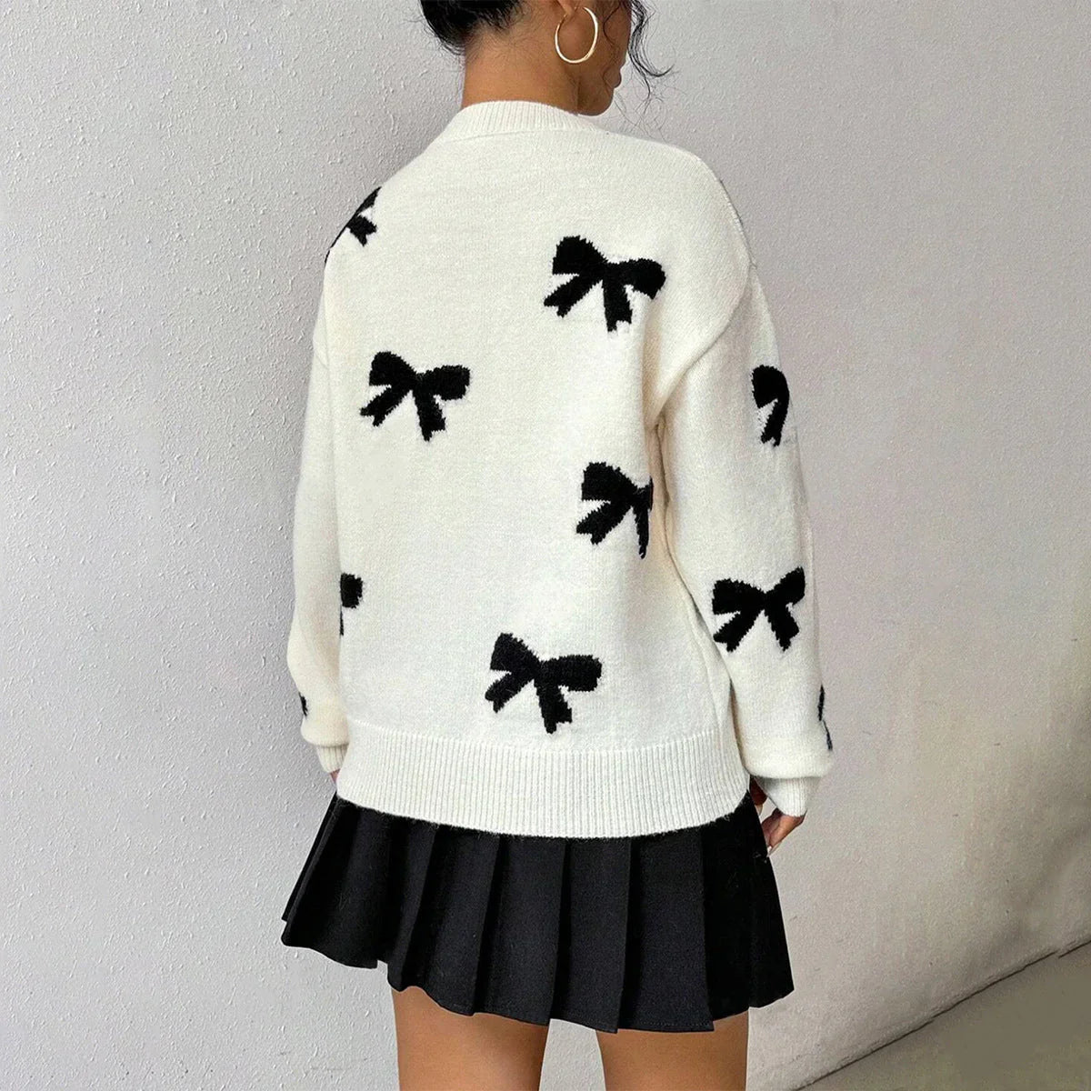 Damegenser Crew Neck med Sløyfedetalj 1