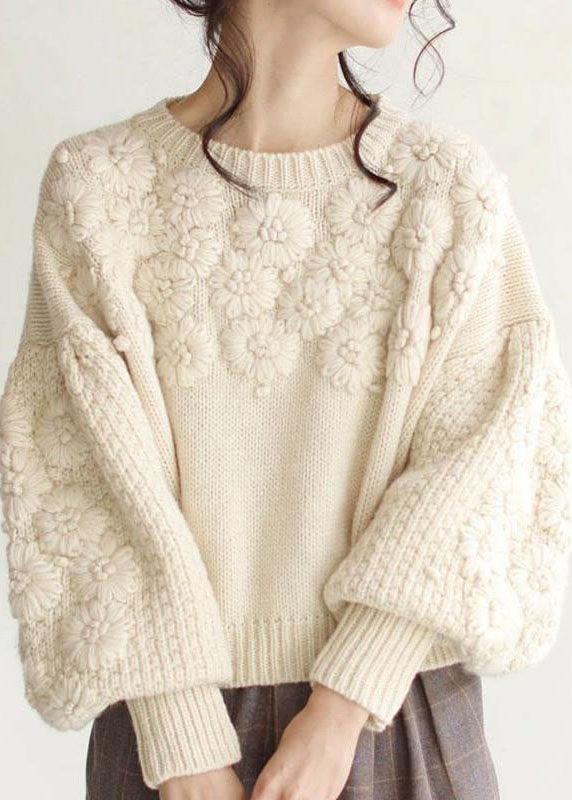 Damenes Strikket Genser med Broderi i Beige 2