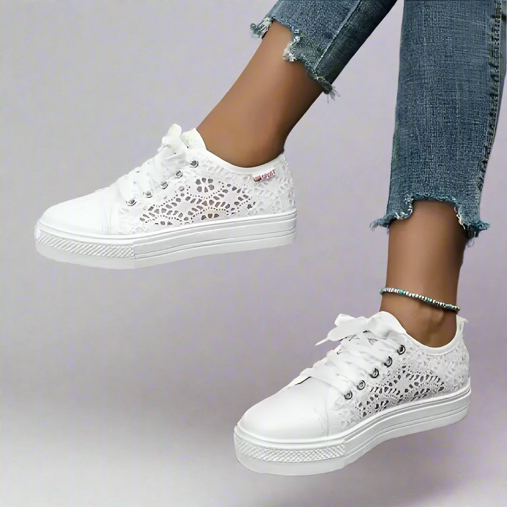 Damens Sneakers med Vetersluiting og Åpen Tekstur 1