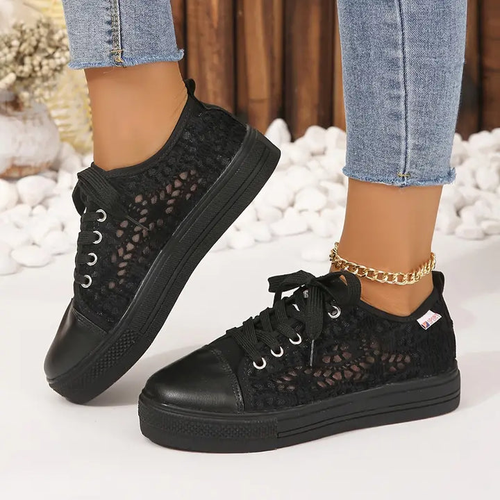 Damens Sneakers med Vetersluiting og Åpen Tekstur 3