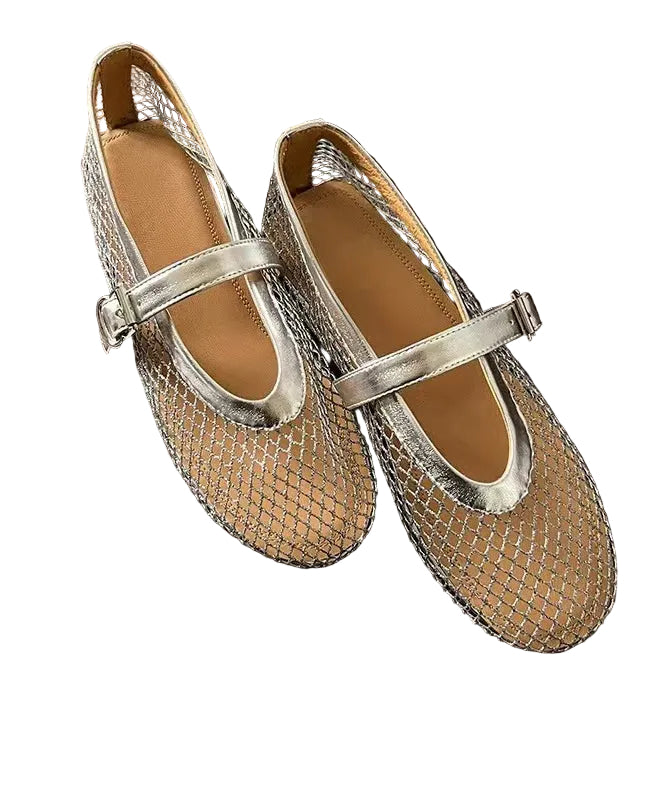 Damesandaler med flat såle og spenne i sommerstil 0