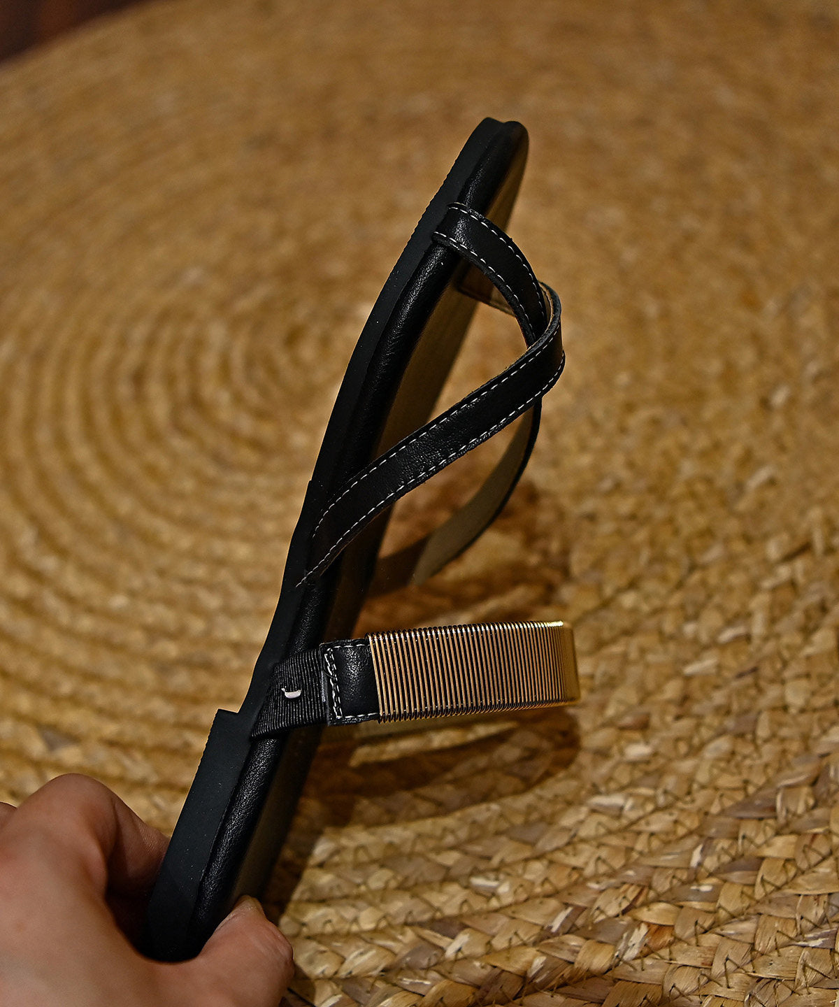 Damesandaler med klassisk design 3