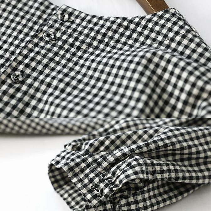 Kvinne Bluse med Asymmetrisk Snitt i Rutete Design 4