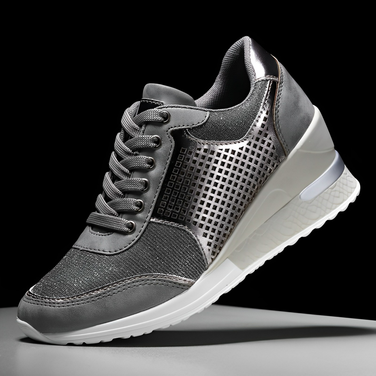 Kvinne Kilehæl Joggesko 7