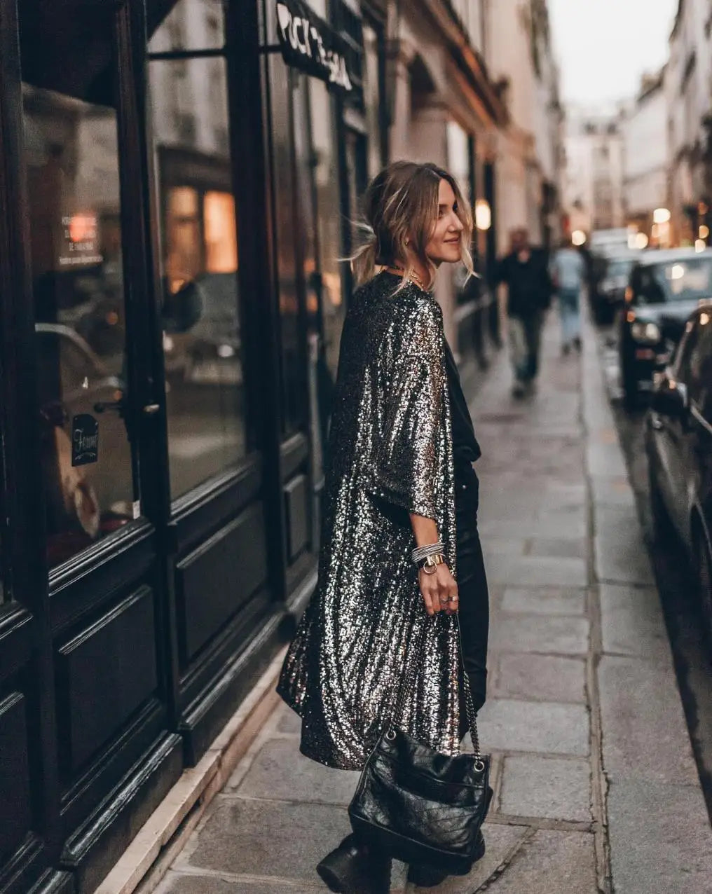 Kvinne Kimono med Glitrende Detaljer 0